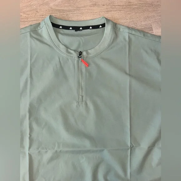 Adidas Utility OverSized Shirt - Picture 5 of 8